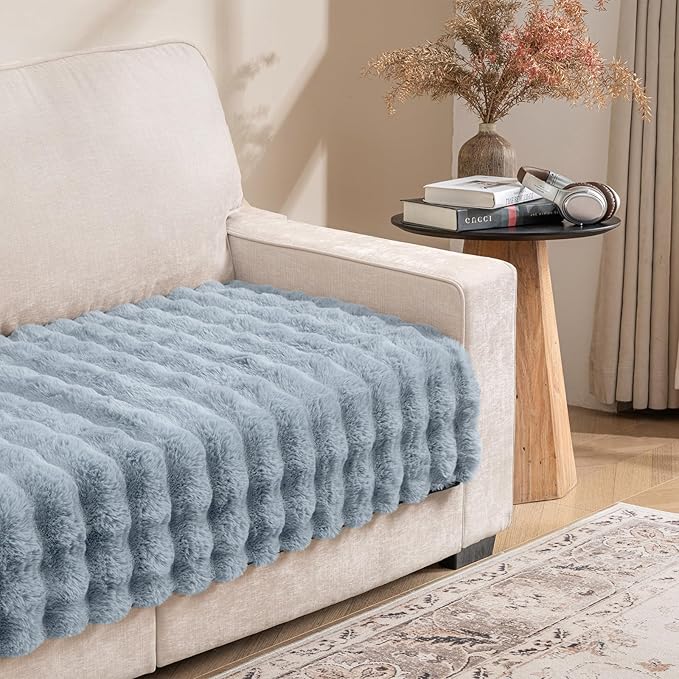 Waterproof Dog Bed Cover, Soft Plush Pet Blanket with Anti-Slip Back for Bed Couch Sofa, Furniture Protector for Small, Medium and Large Dogs and Cats (LightGrey-Bubble, 30"x70")